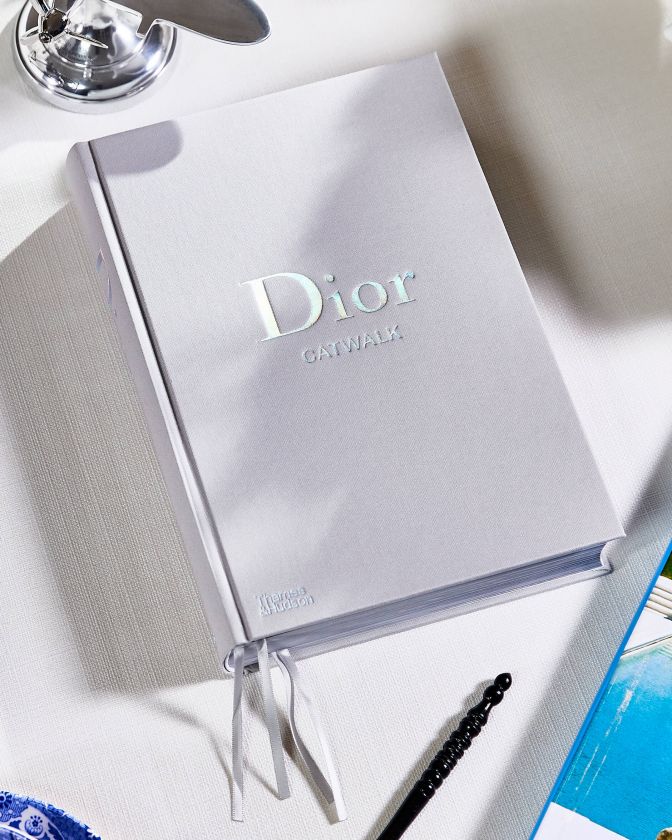 Thames & Hudson - Dior Catwalk - Books