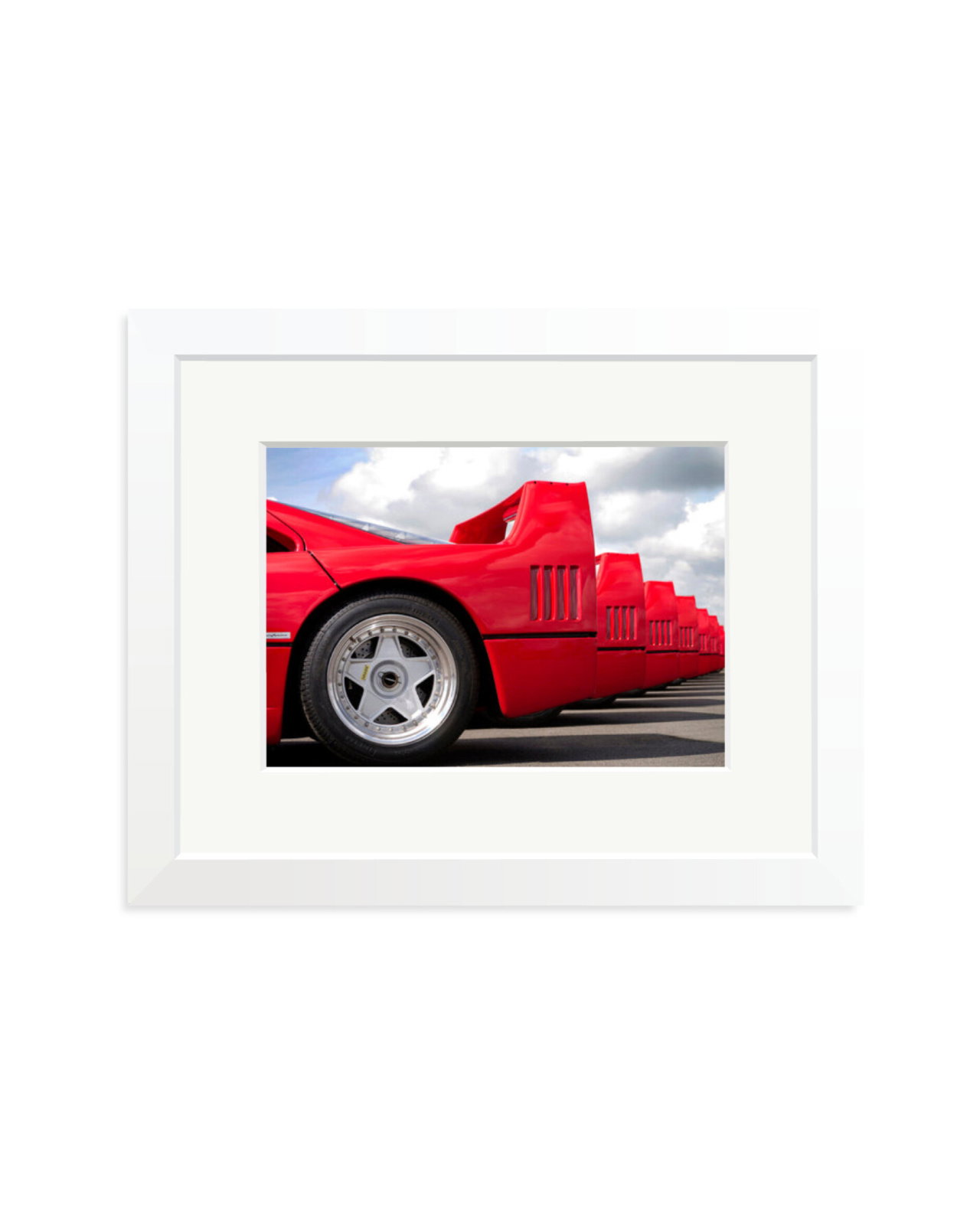 Group of Ferrari F40's White / Small