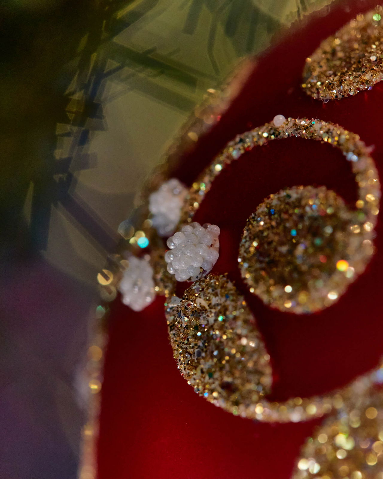 Lux Sparkling Leaves julkula röd 8cm