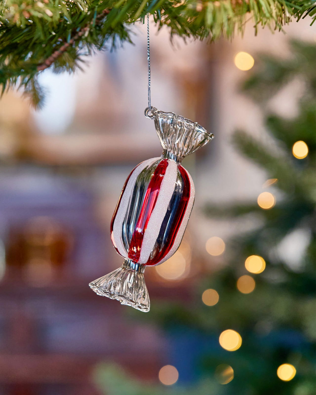 Madison Caramel Christmas Tree Decoration Red/White