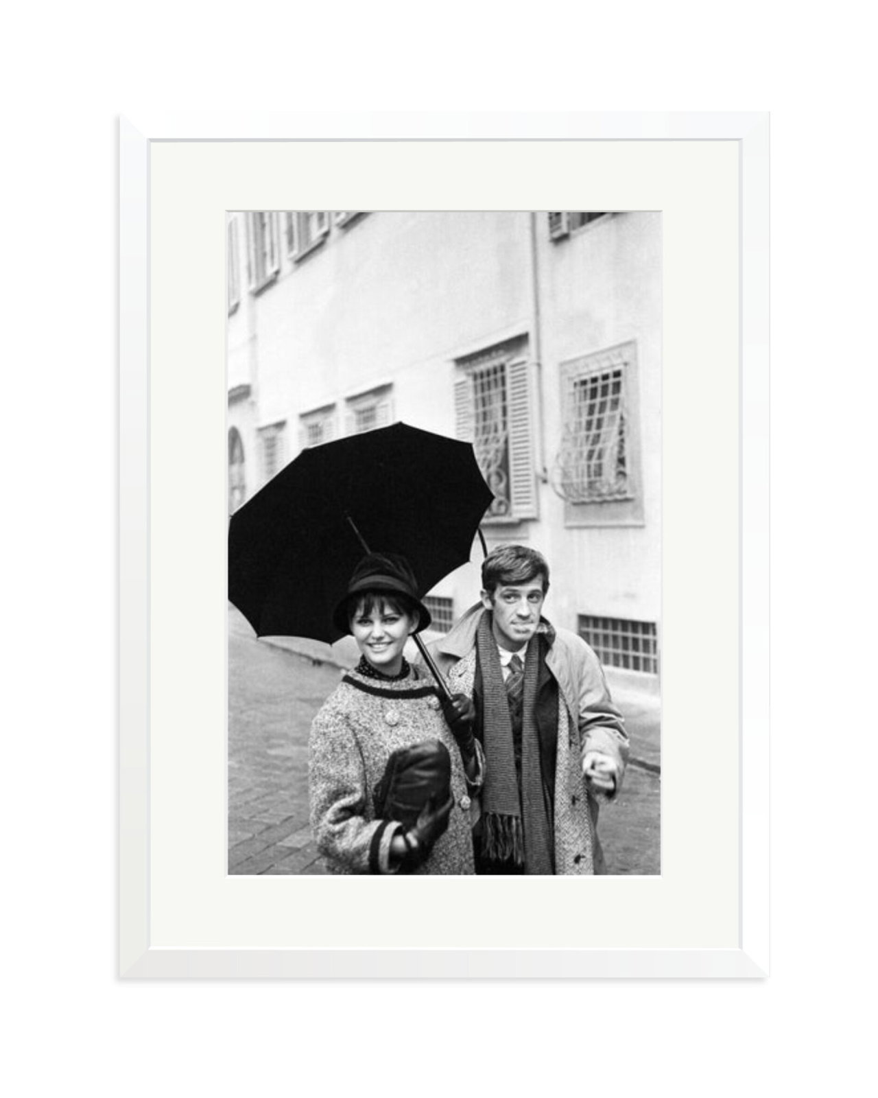 Claudia Cardinale and Jean Paul Belmondo White / XL