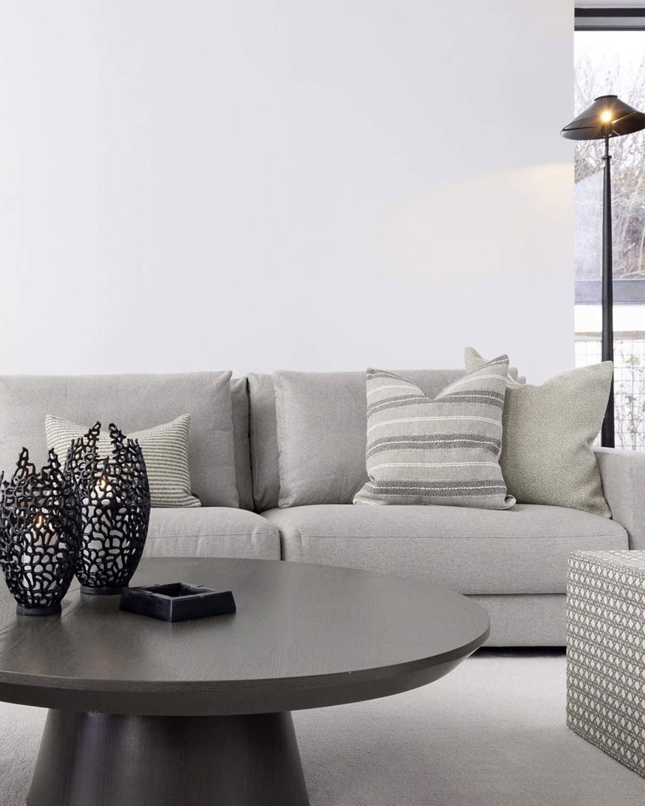 Nomad multi stripe kuddfodral grå