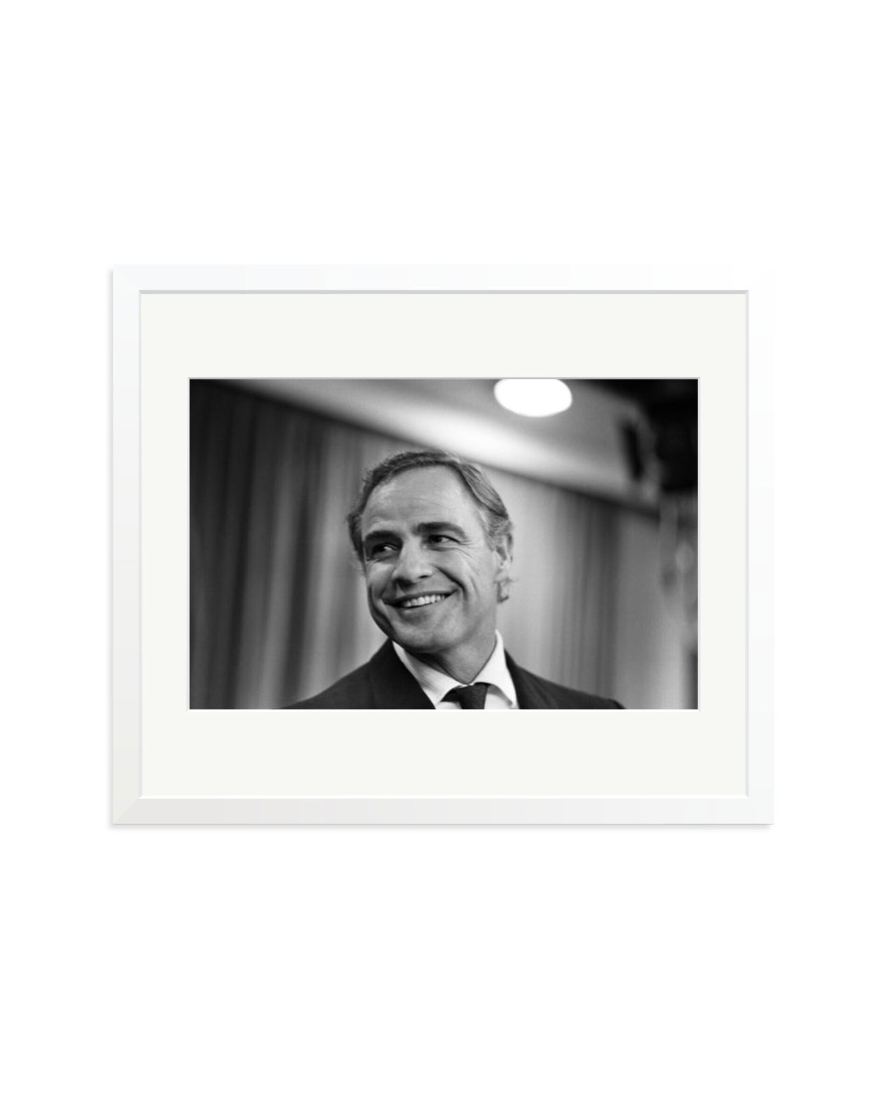 Marlon Brando at London Airport White / Large