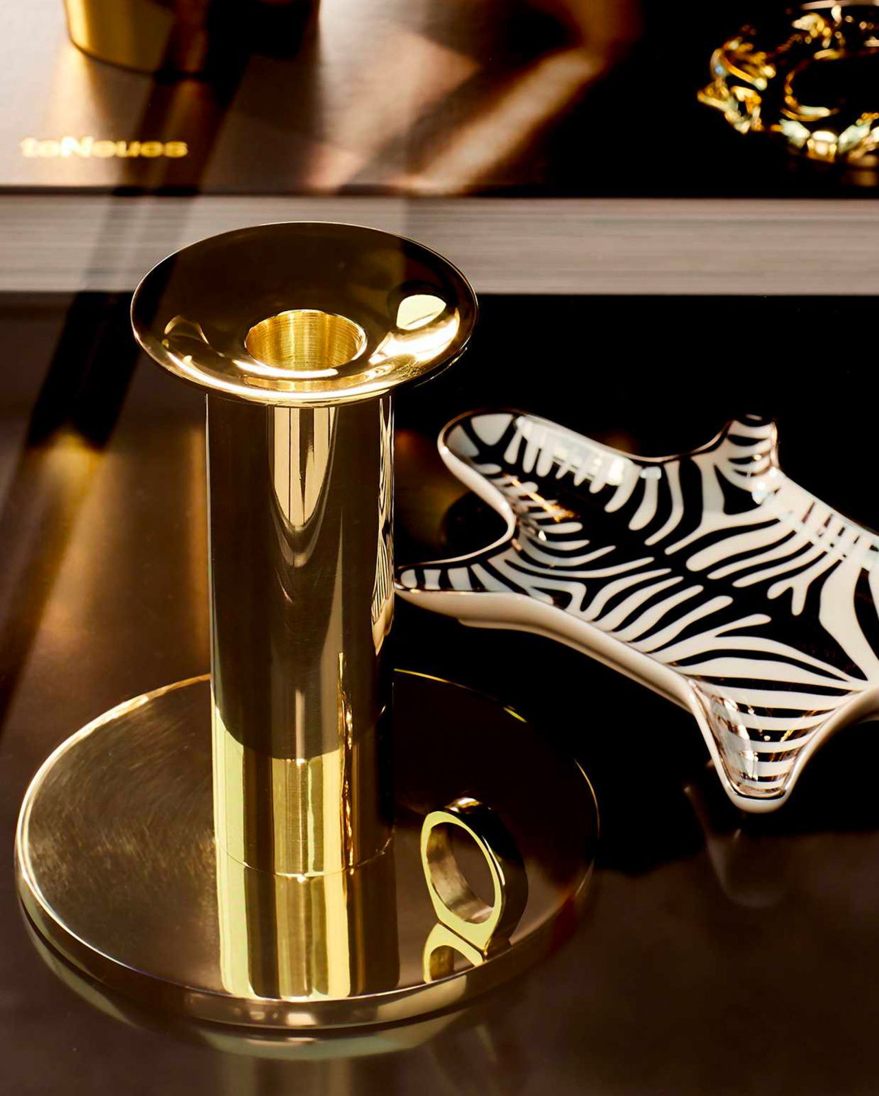 Chloé Candle Holder