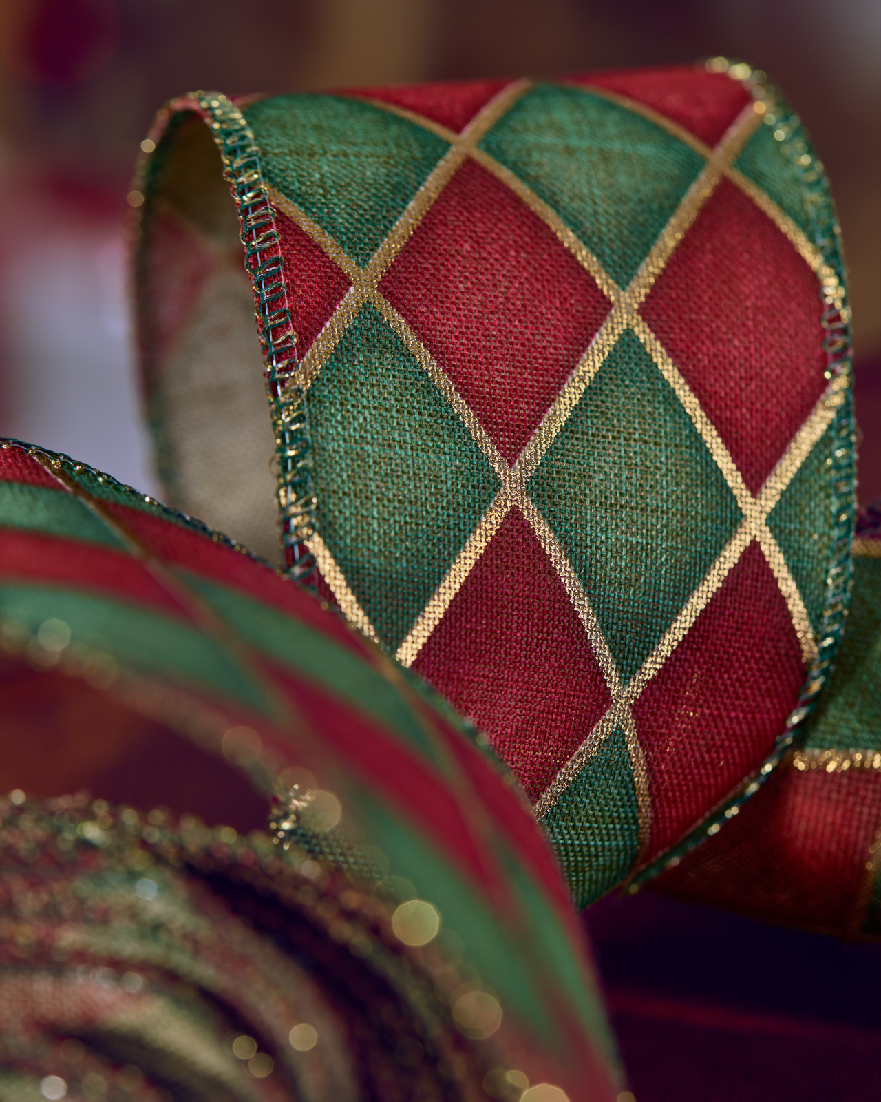 Harlequin textile ribbon tartan green/red 9 m