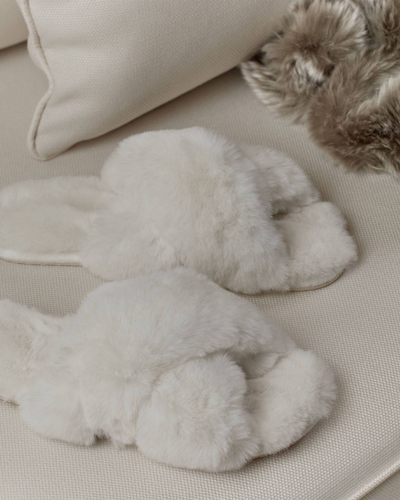 Faux fur slide online slippers loft