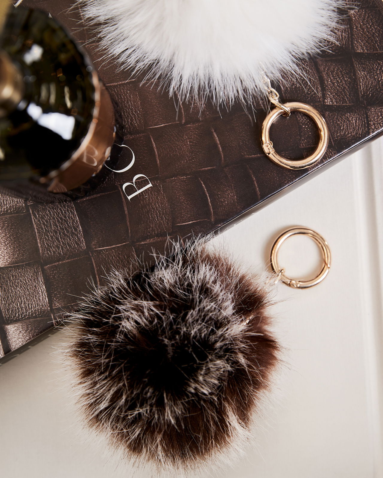 St. Moritz nyckelring white fox