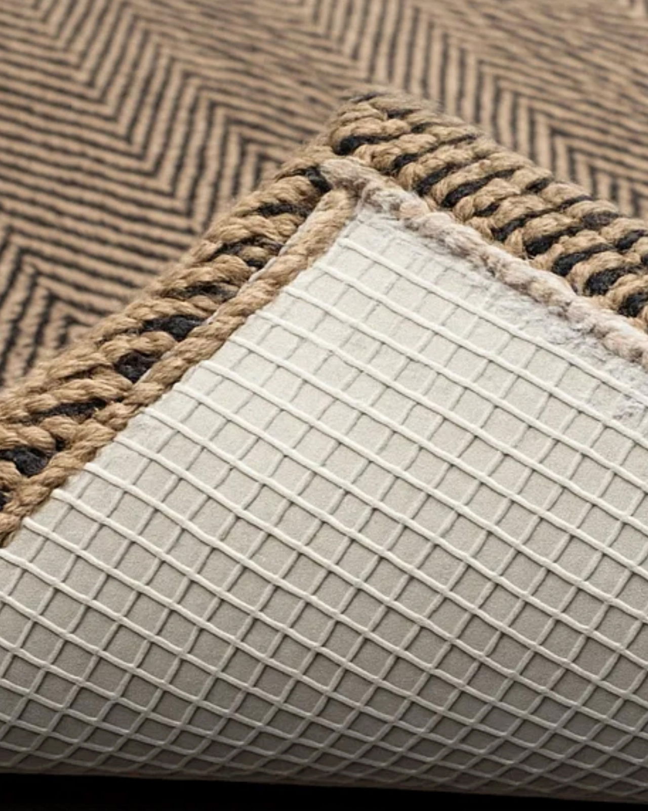Fischgrät-Türmatte natur