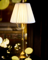 Diana tragbare Tischlampe in Vintage-Messing