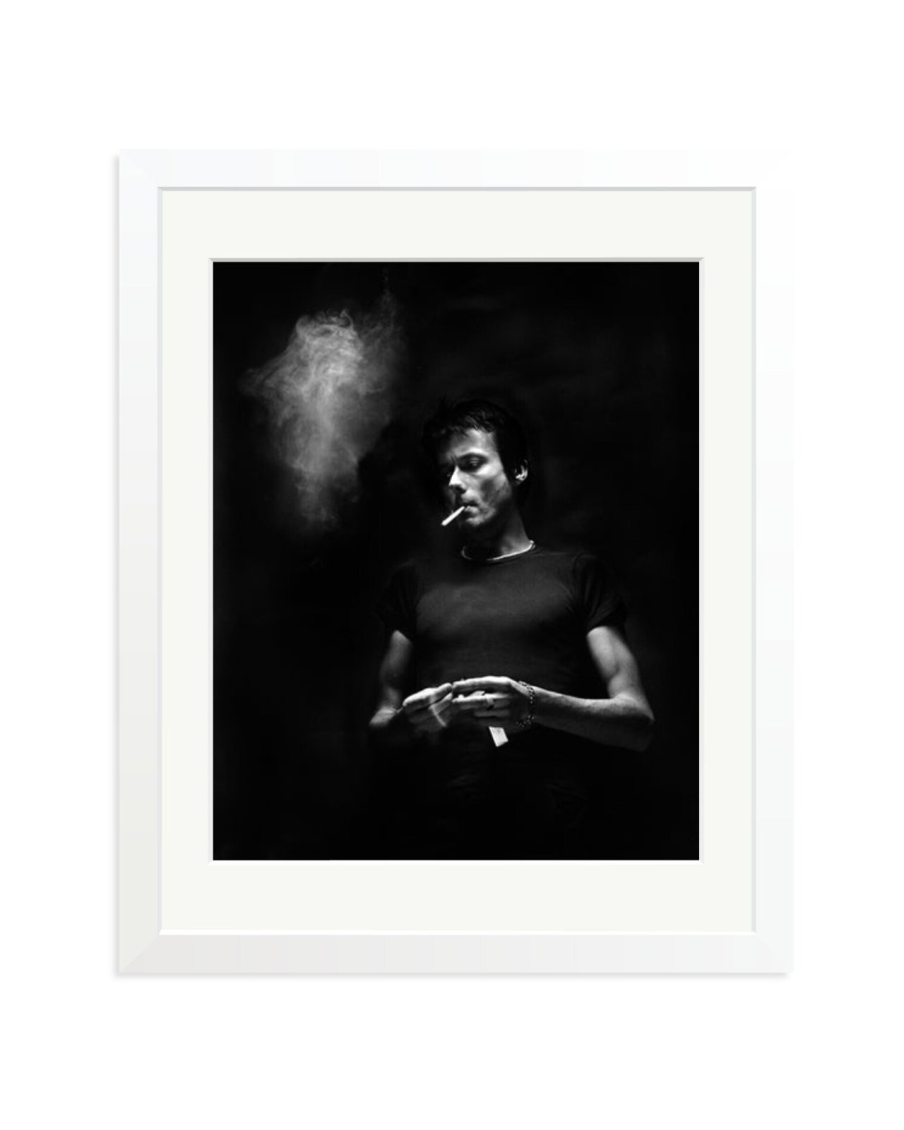 Anderson White / Medium