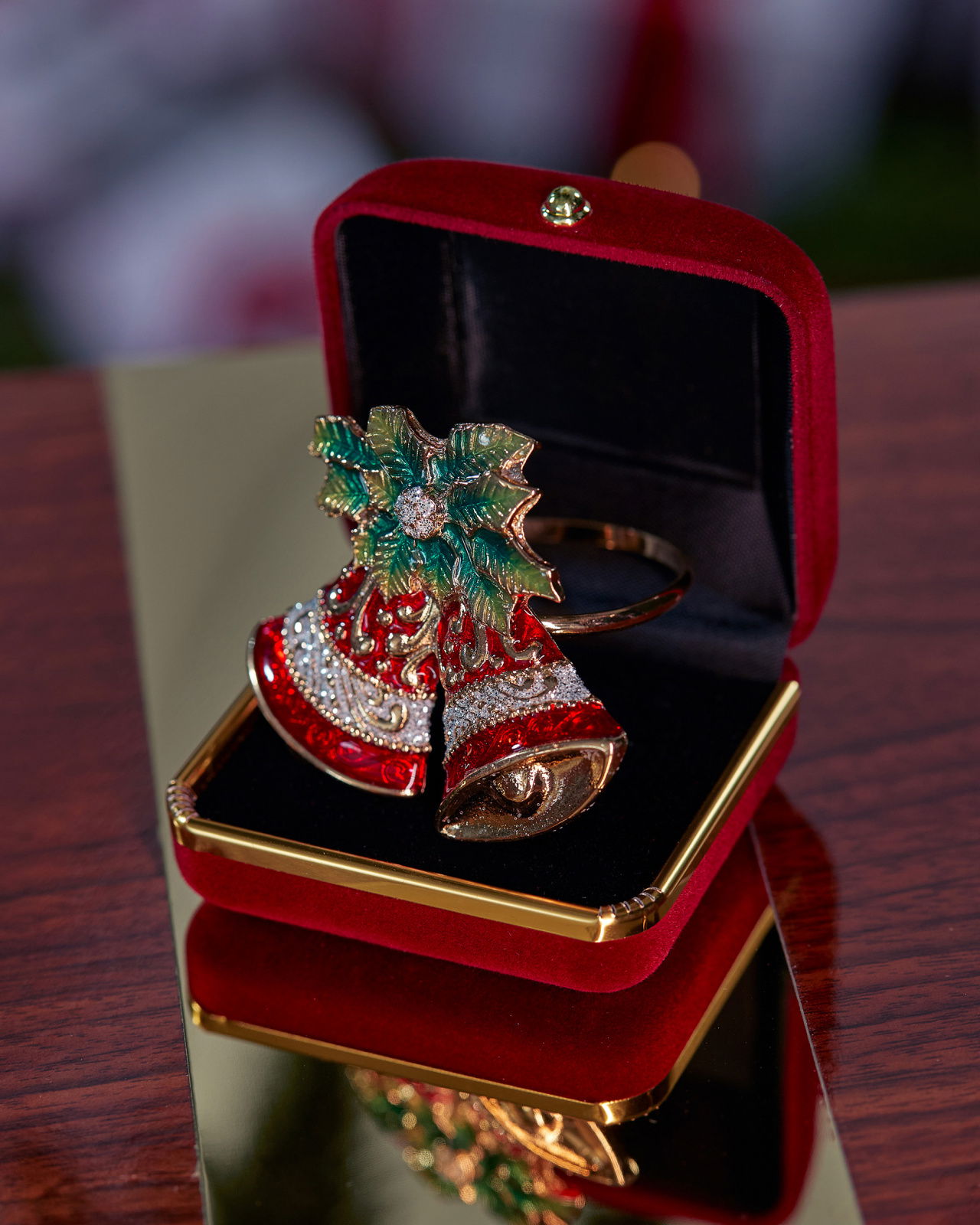 Isabelle Bells Napkin Ring Red