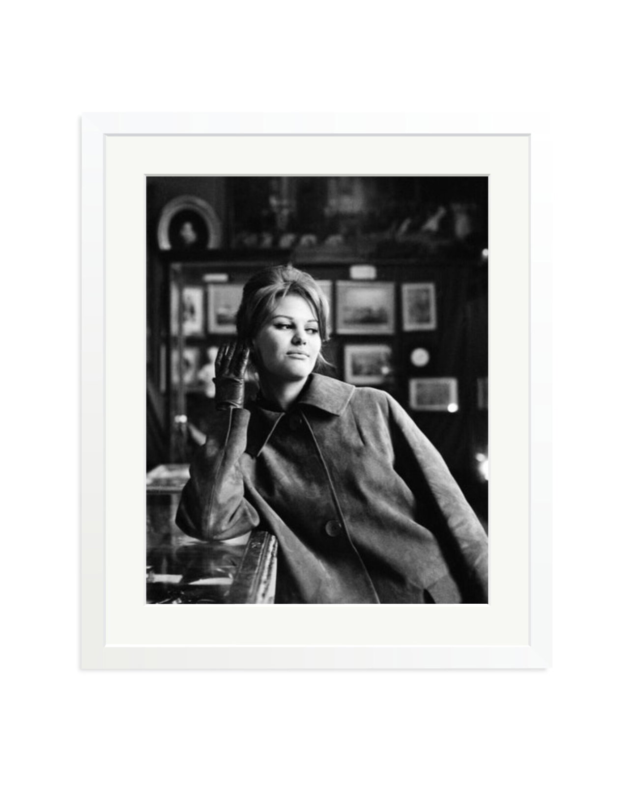 Claudia Cardinale Cafe Time White / Large