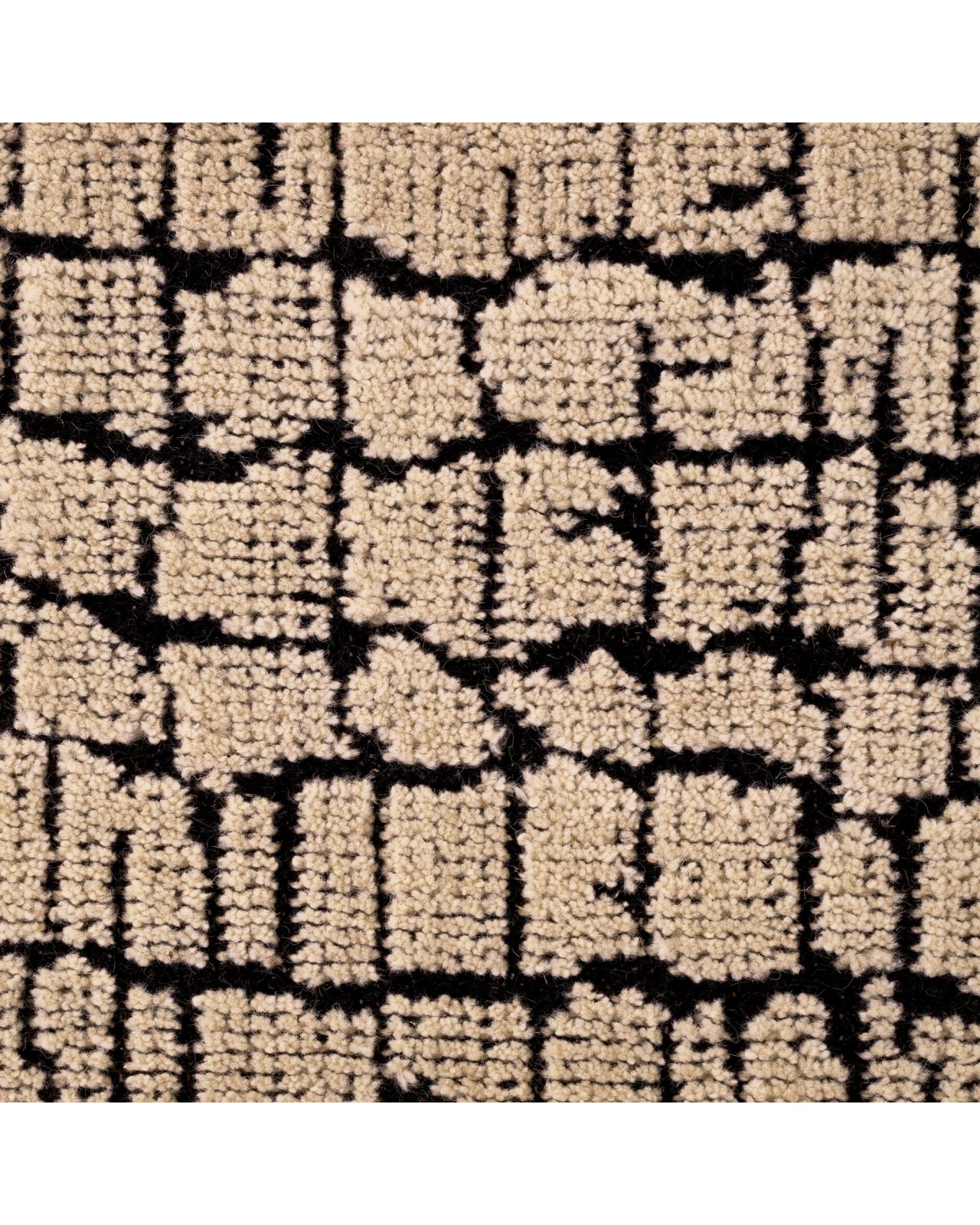 Nirvana Carpet Black/Ivory