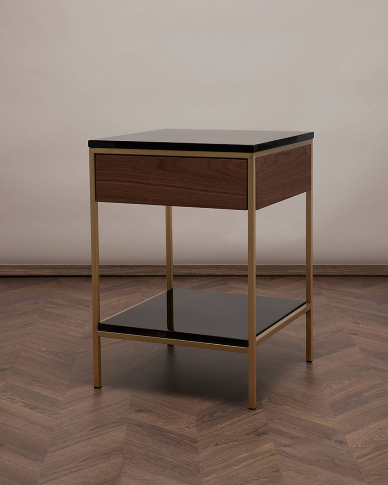 Erin side table brass/walnut