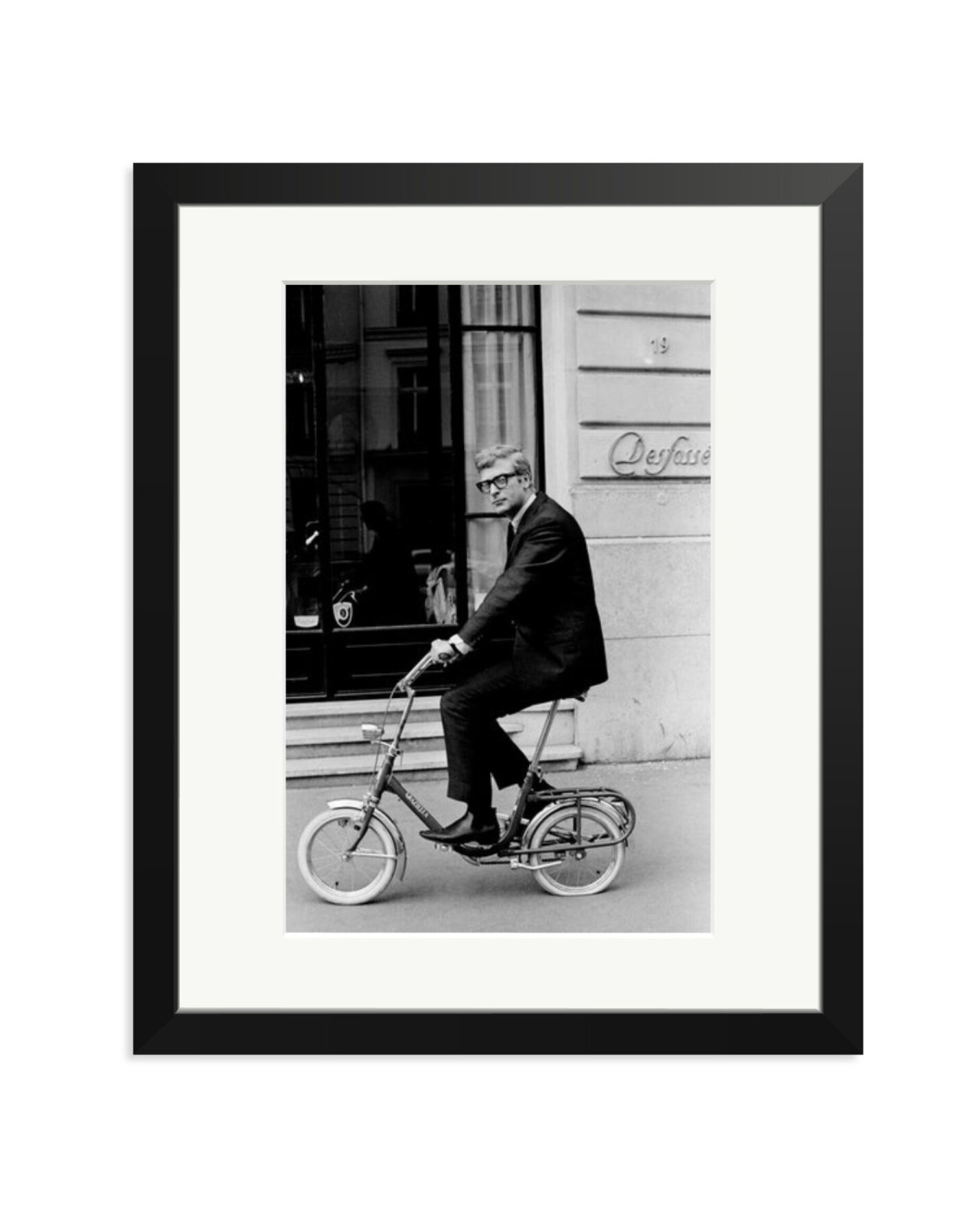 Michael Caine on His Bike Black / Medium