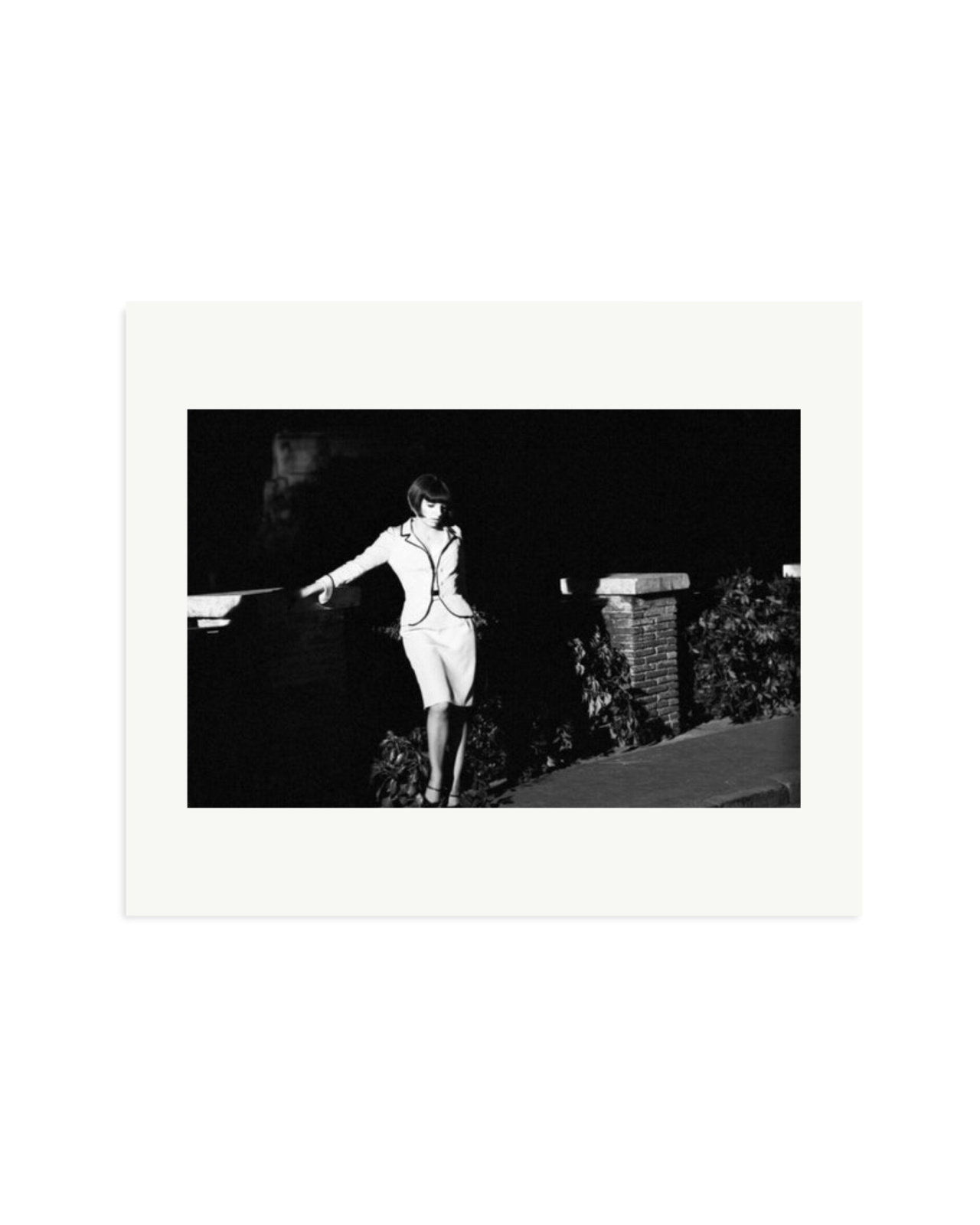 Liza Minnelli on set Print Only / Large
