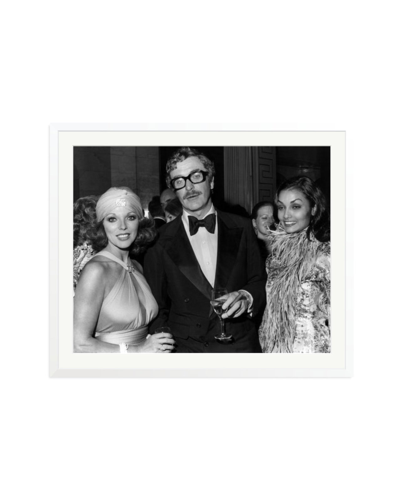 Caine, Collins and Shakira White / XXL