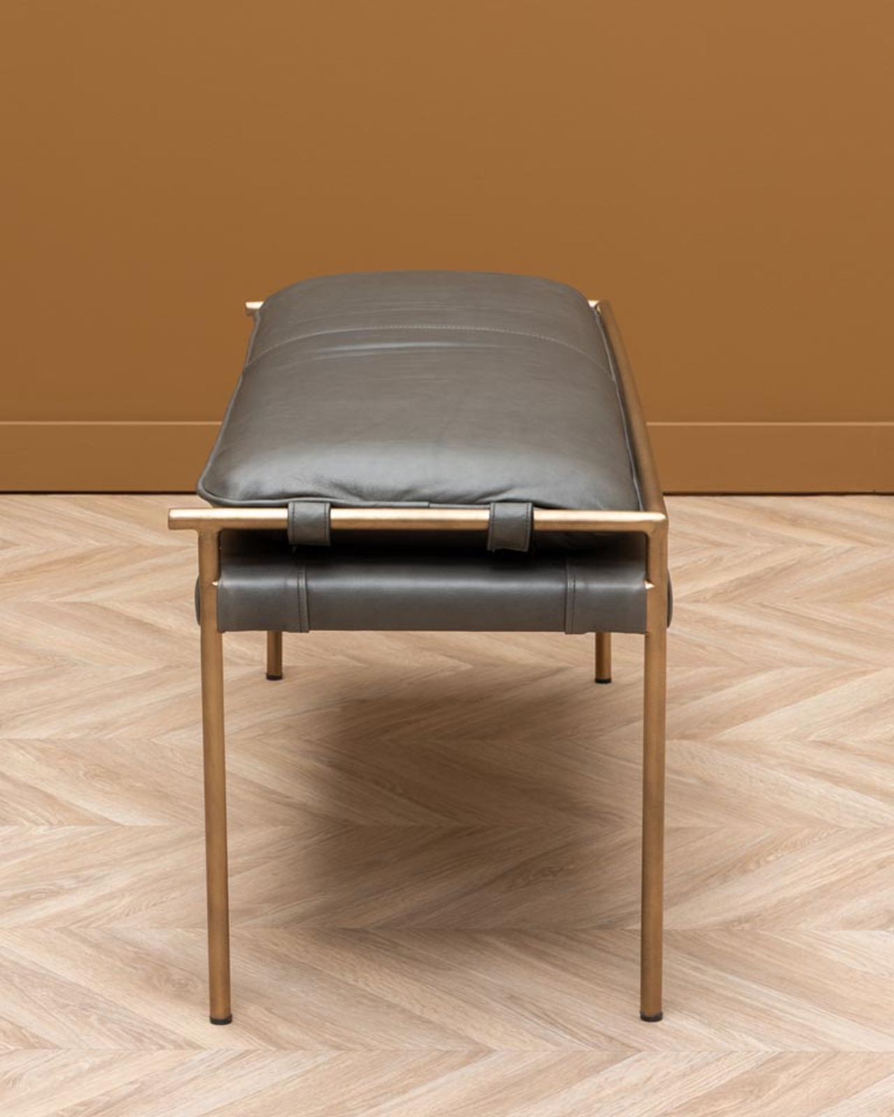 Entry bench