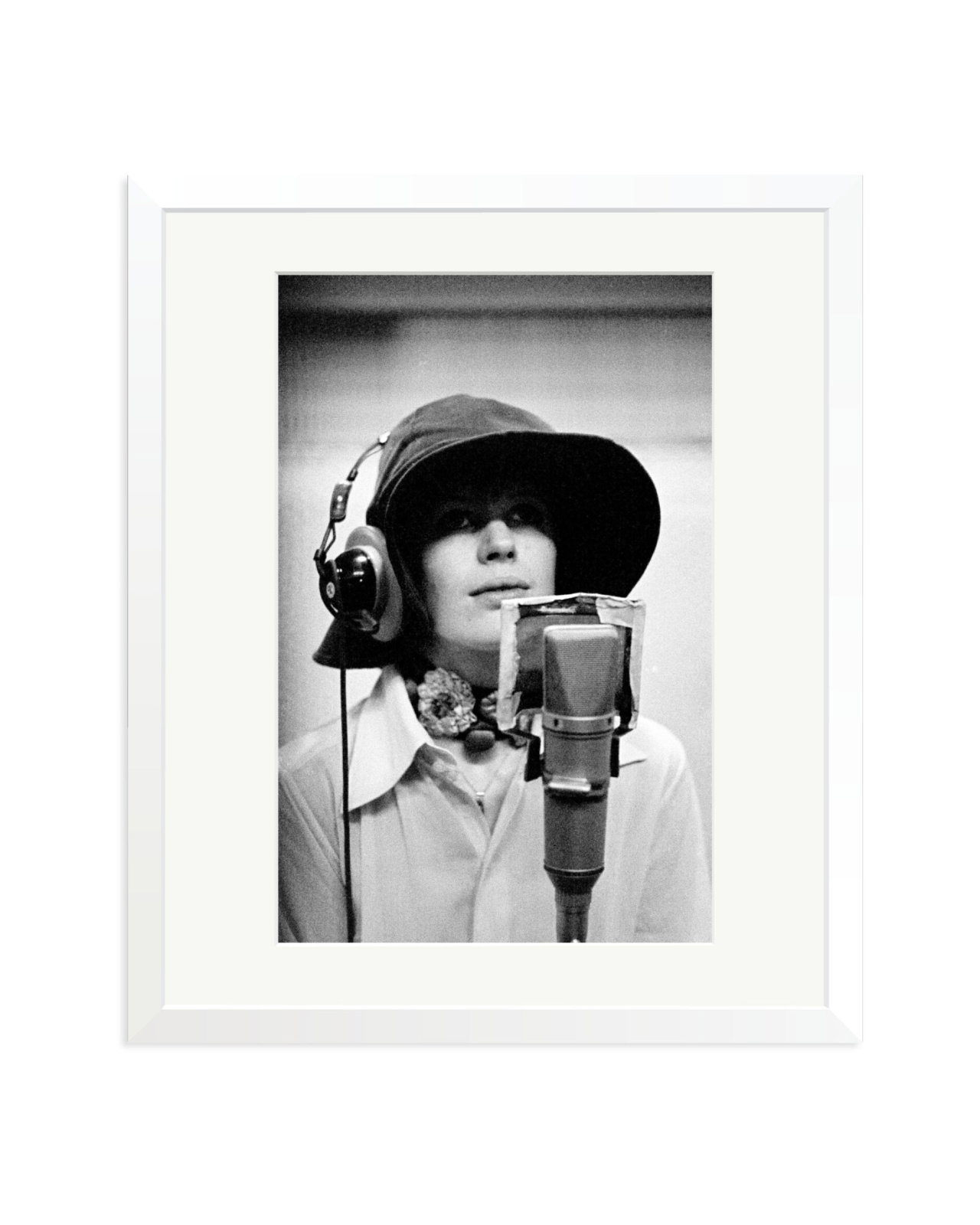 Marianne Faithfull in the Olympic Studio White / Large