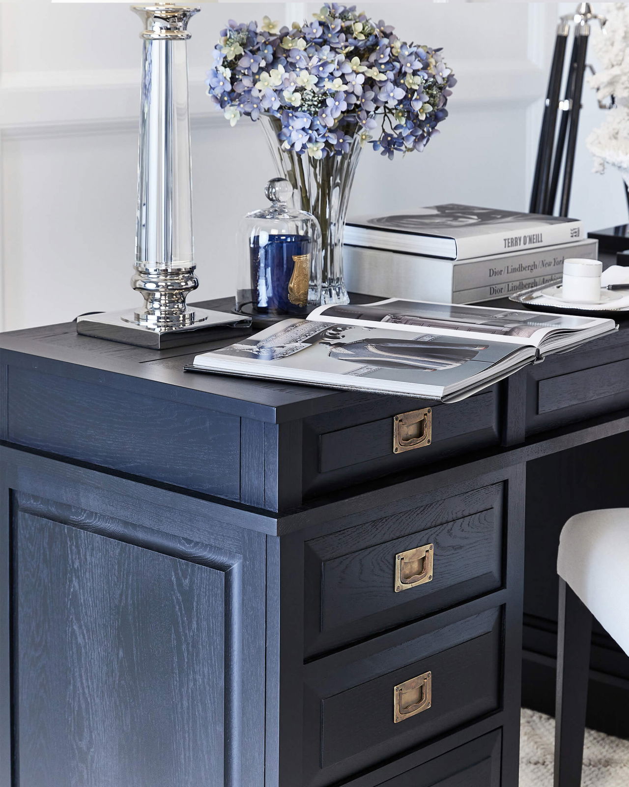 Wall Street skrivbord iconic black