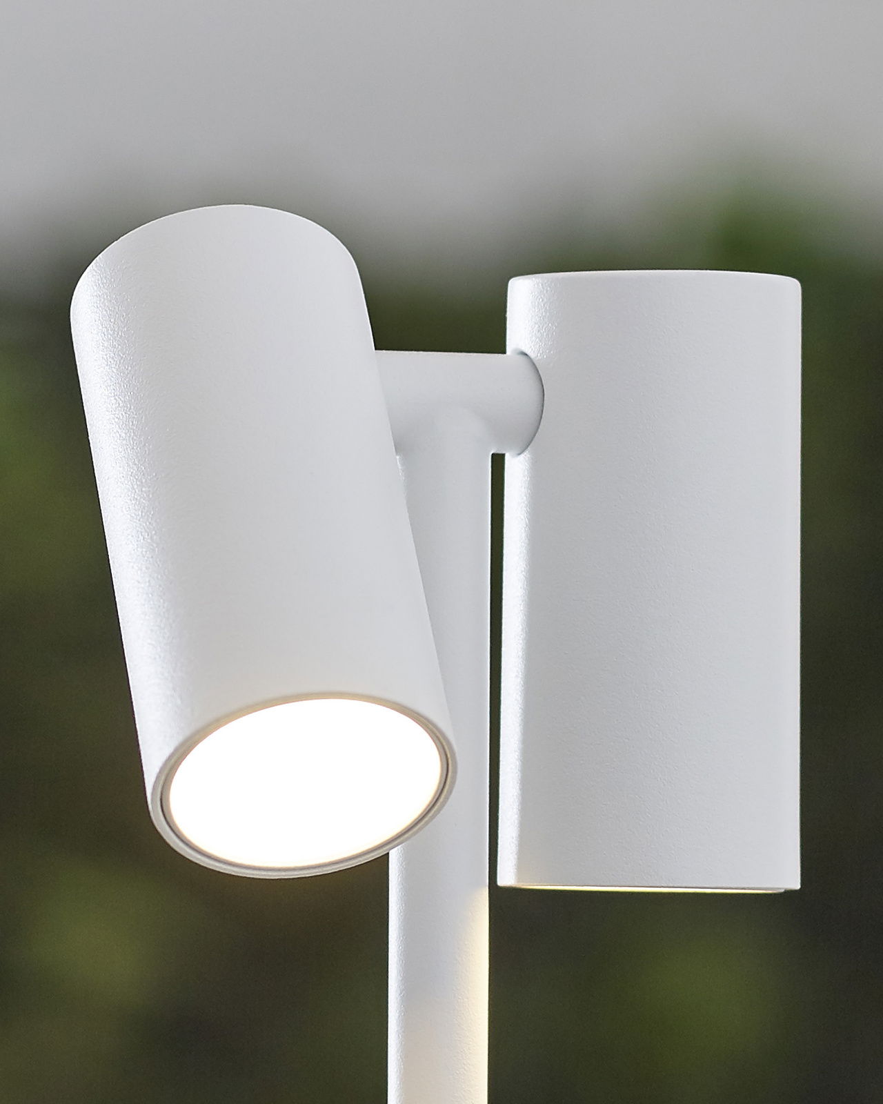 Doppia bordslampa uppladdningsbar vit