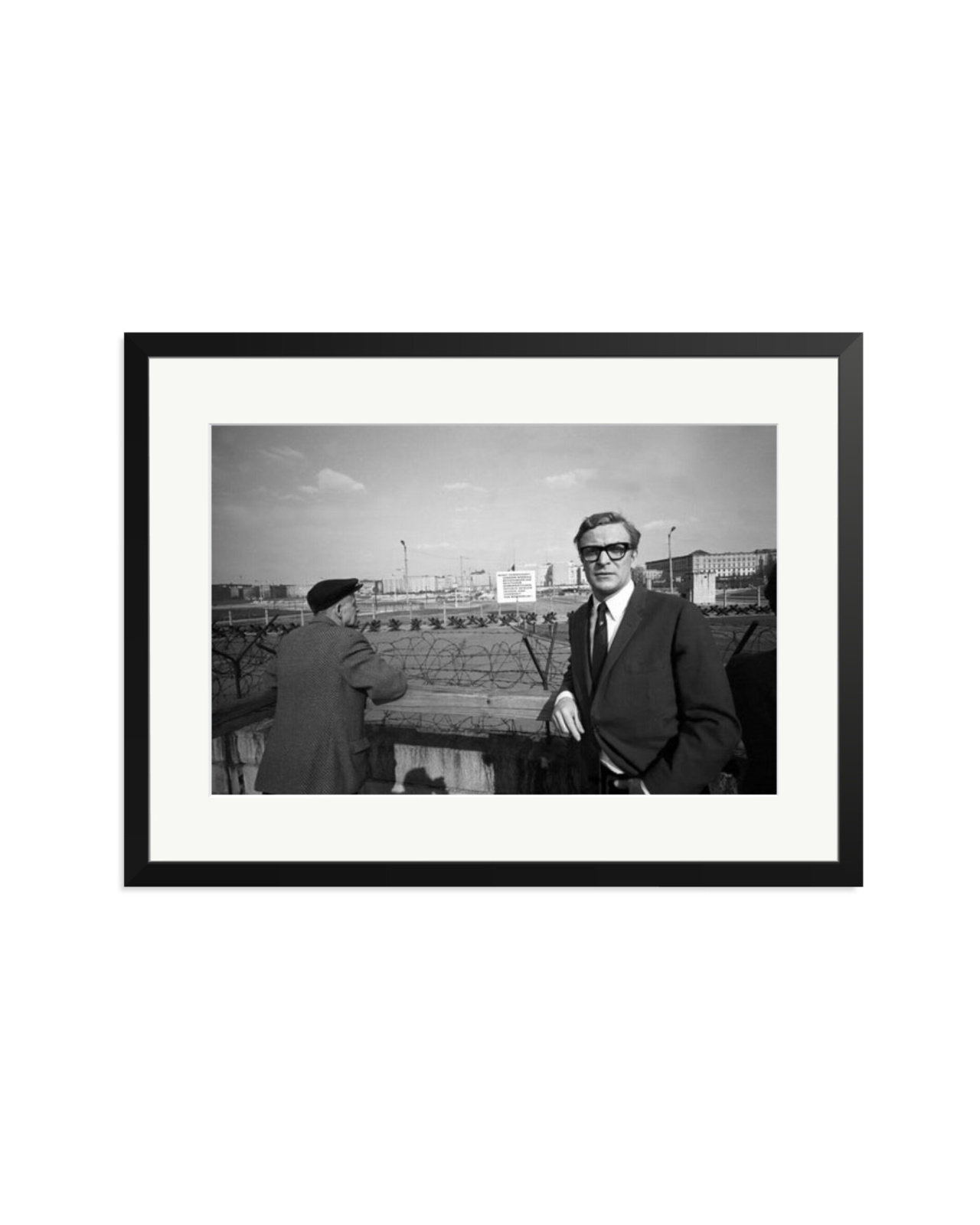 Caine in Berlin Black / XL