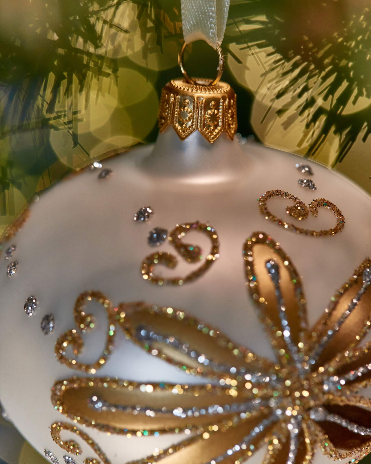 Lux Wintery -joulupallo, valkoinen