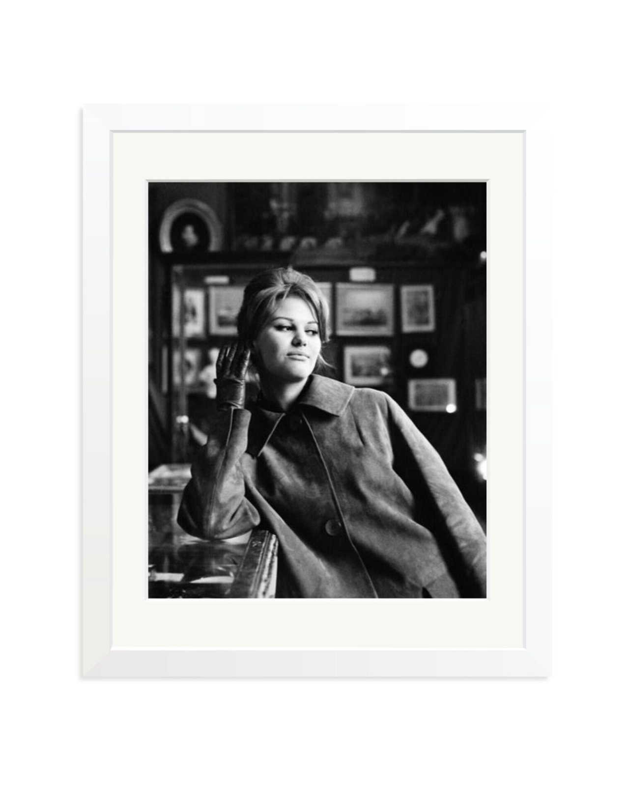 Claudia Cardinale Cafe Time White / Medium