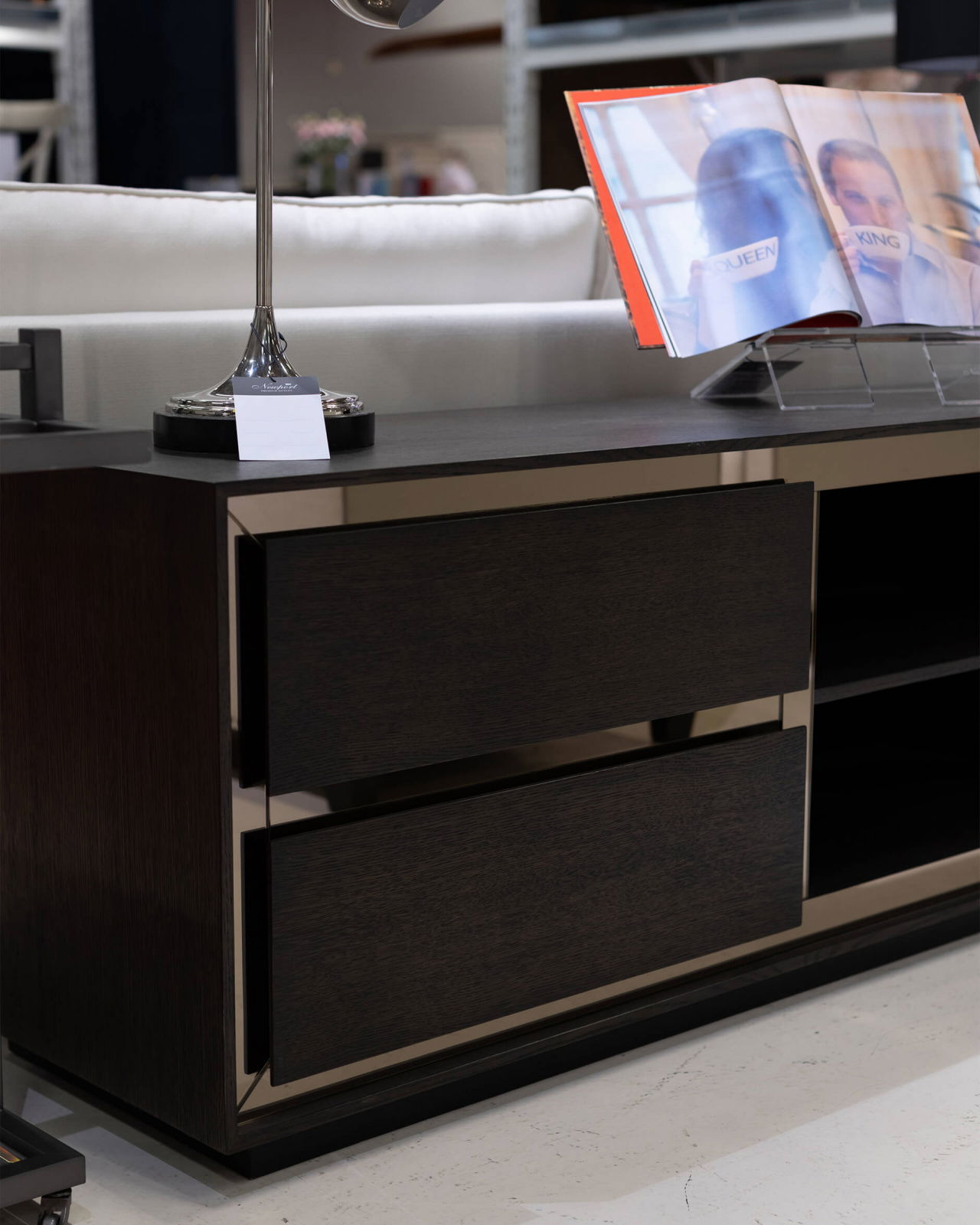 Wington tv-bänk svart OUTLET