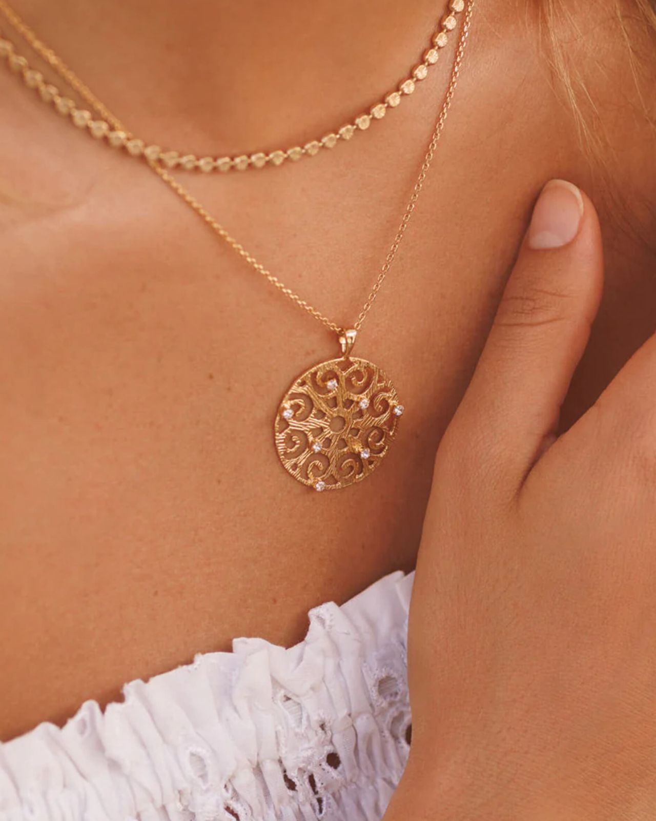 Evanna necklace crystal