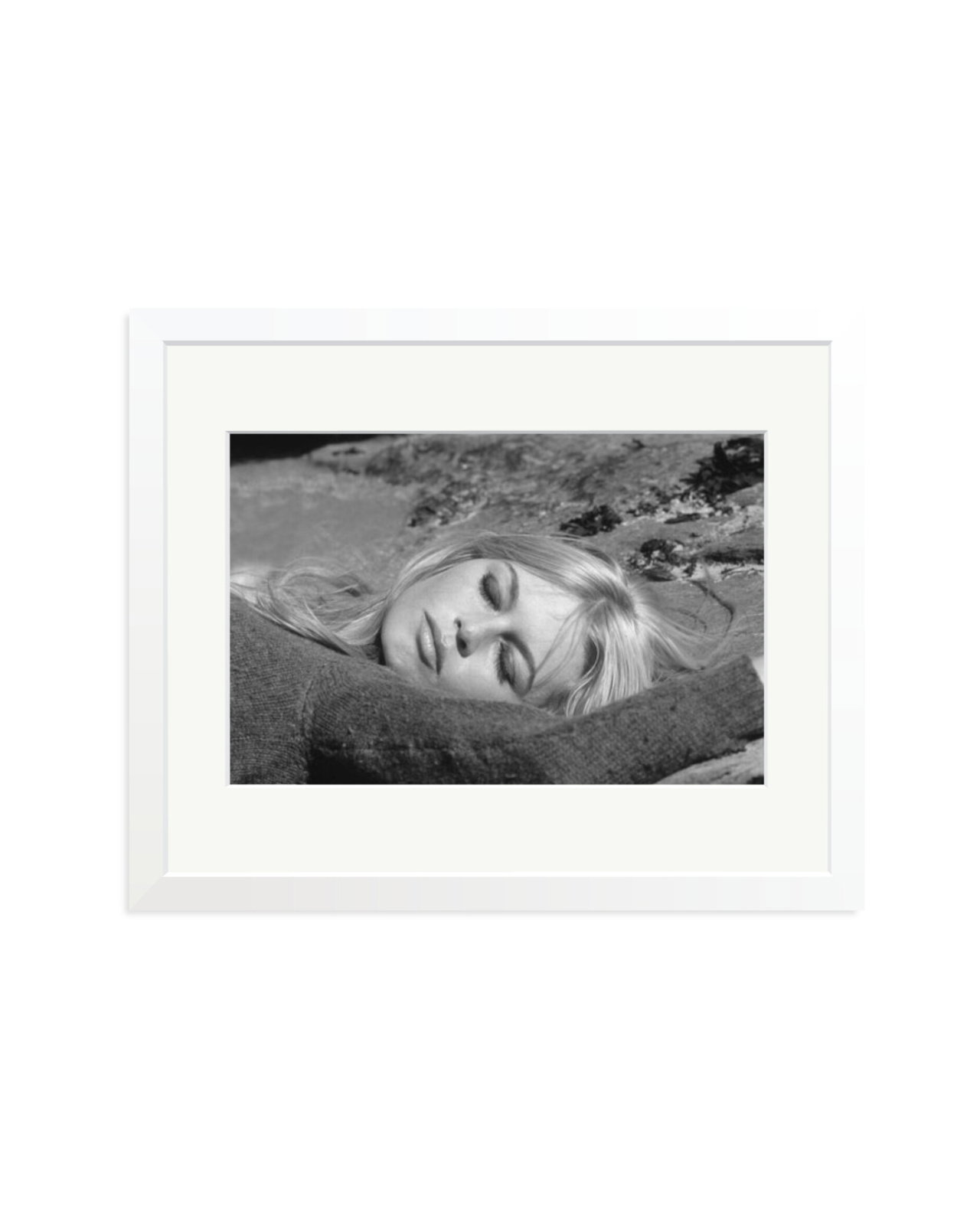 Sleeping Bardot White / Medium