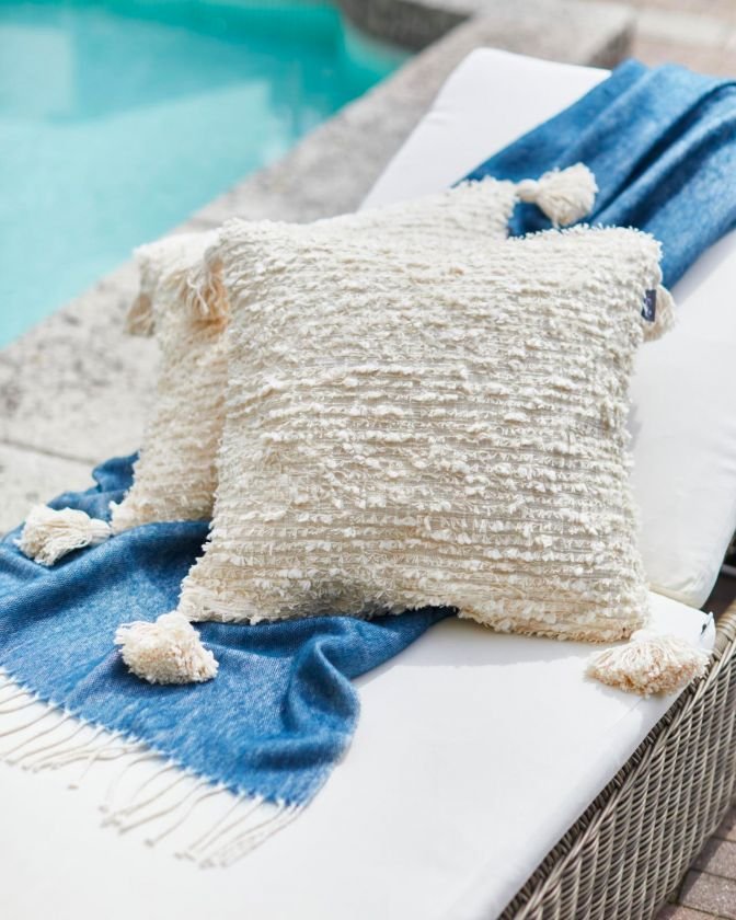 Isolda cushion cover off-white