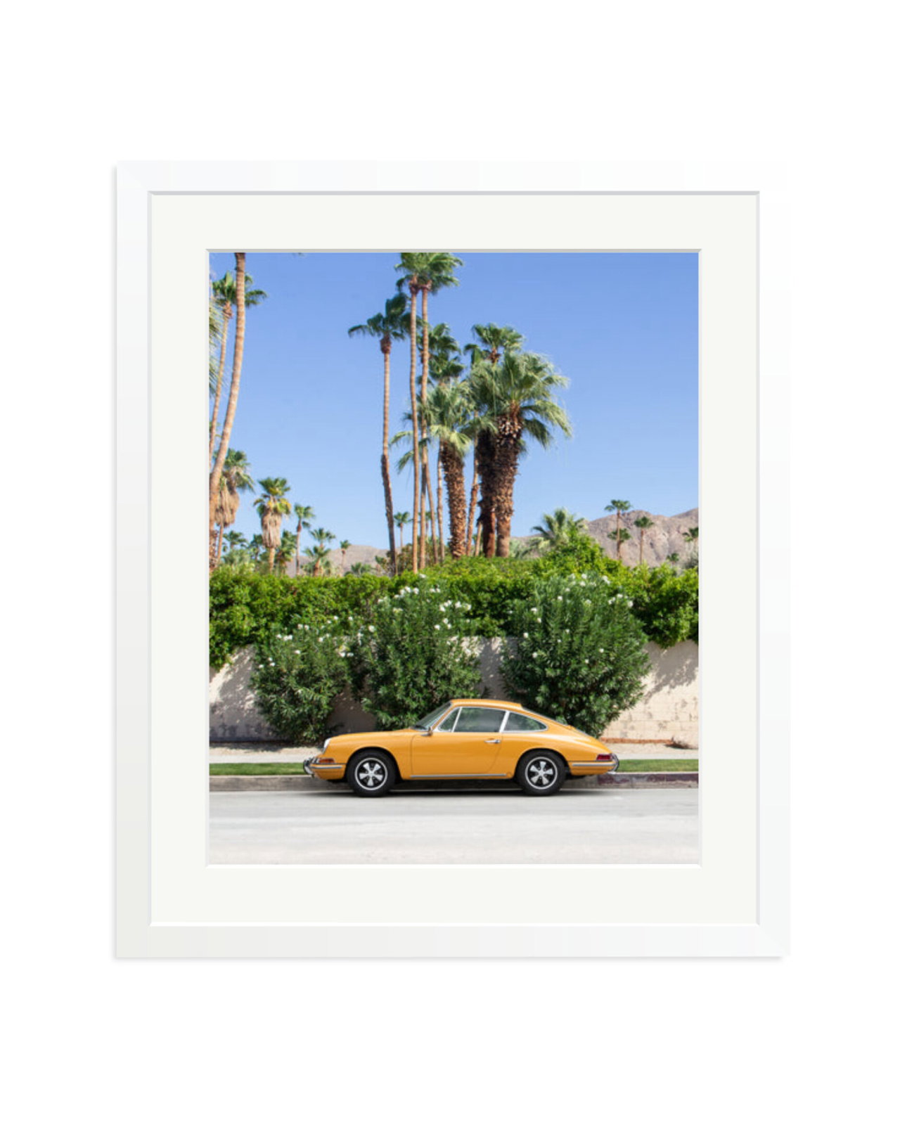 Porsche 911 in Palm Springs White / Large