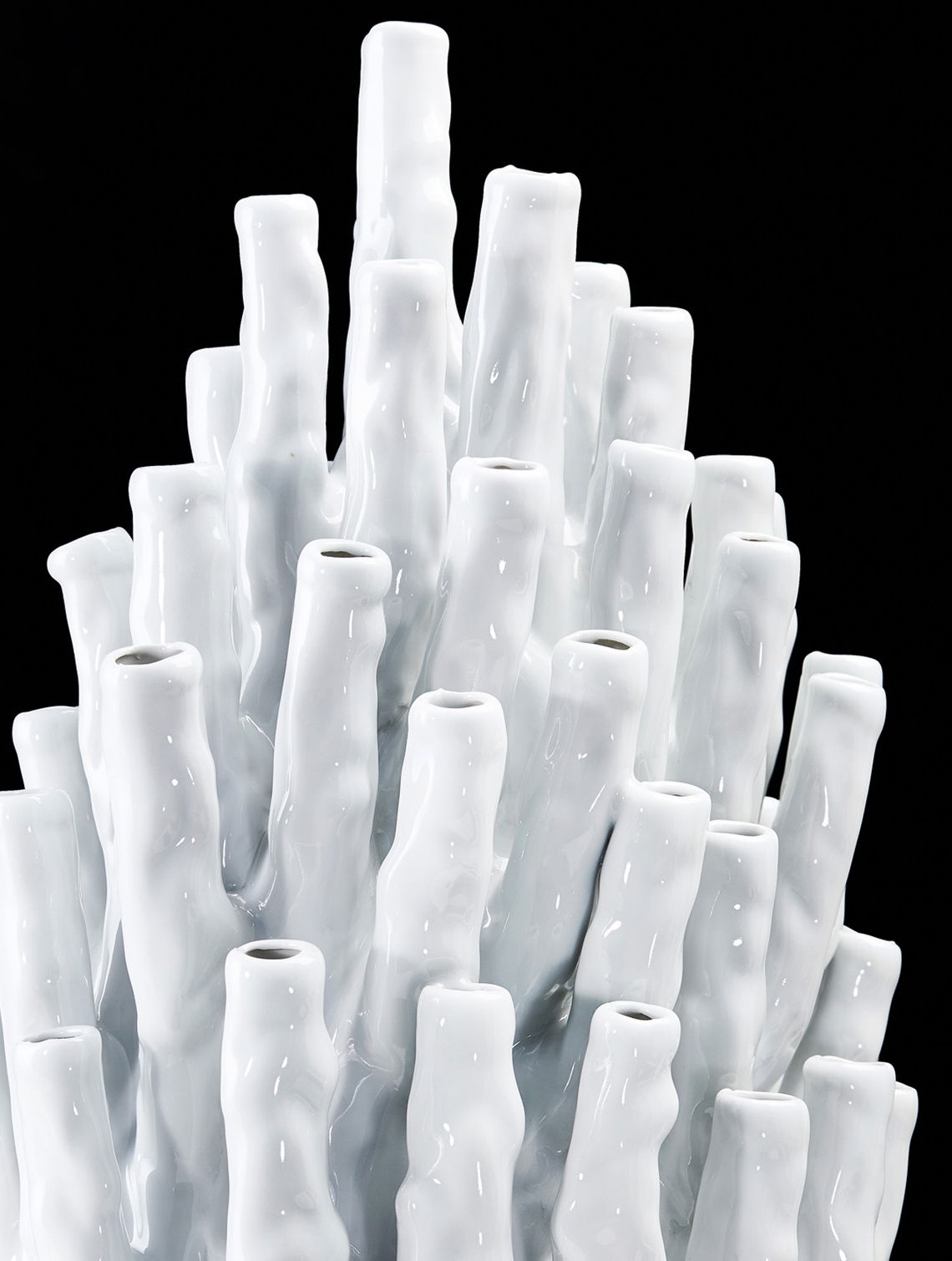 Triton vase white