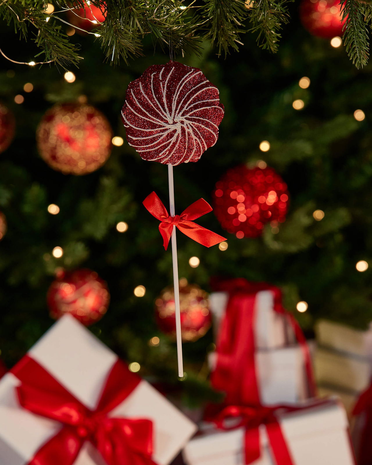 Polka Lollipop Ornament Red/White