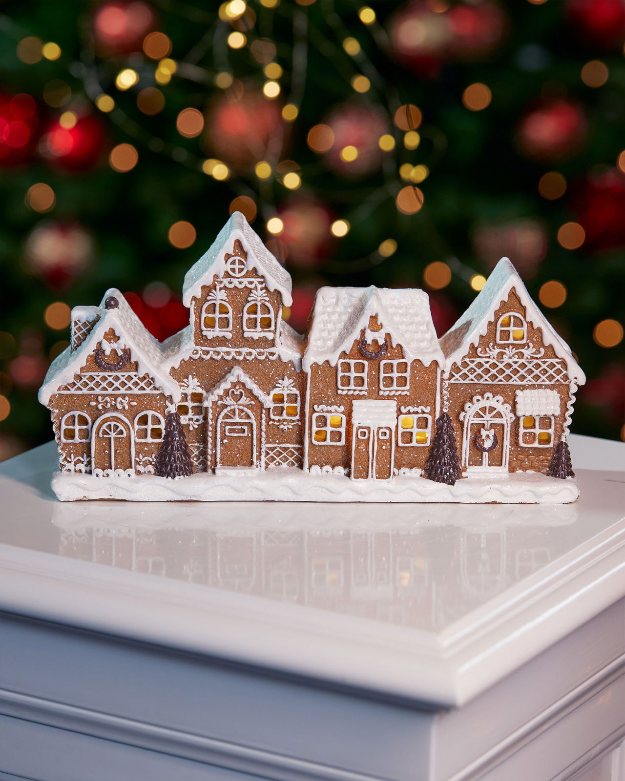 Snowshill Gingerbread House Christmas Decoration