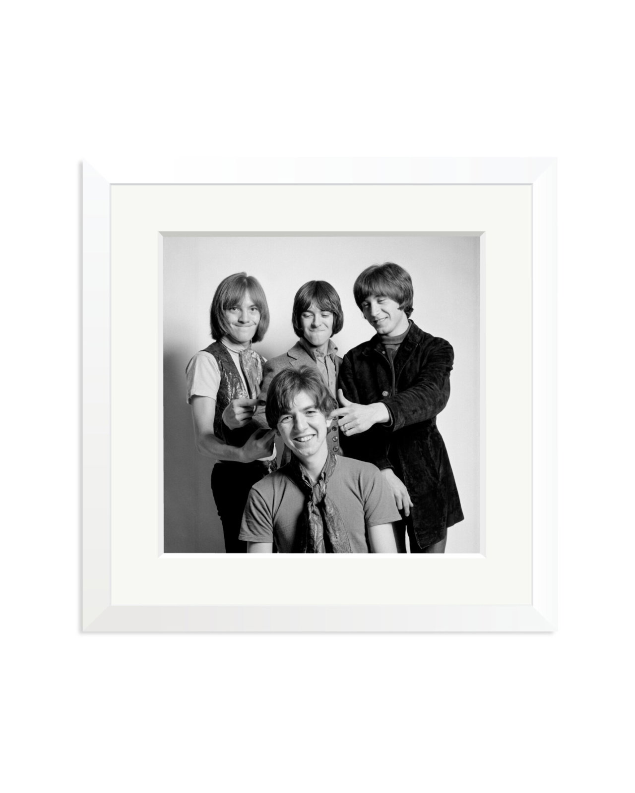 Small Faces White / Medium