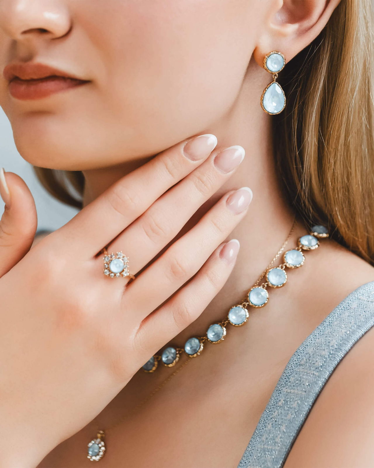 Victoria Raindrop Earrings Sky Blue