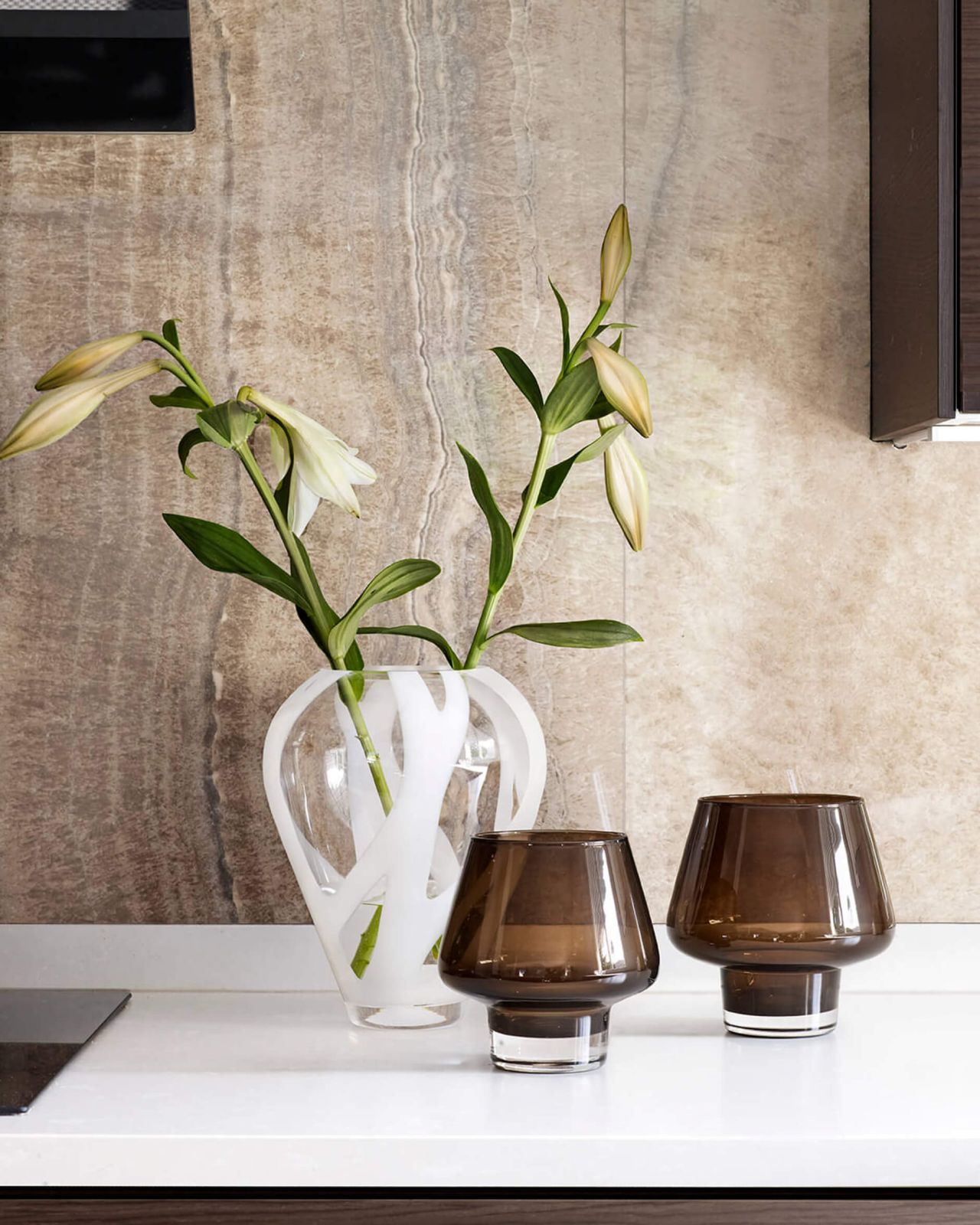 Logan candle holder brown