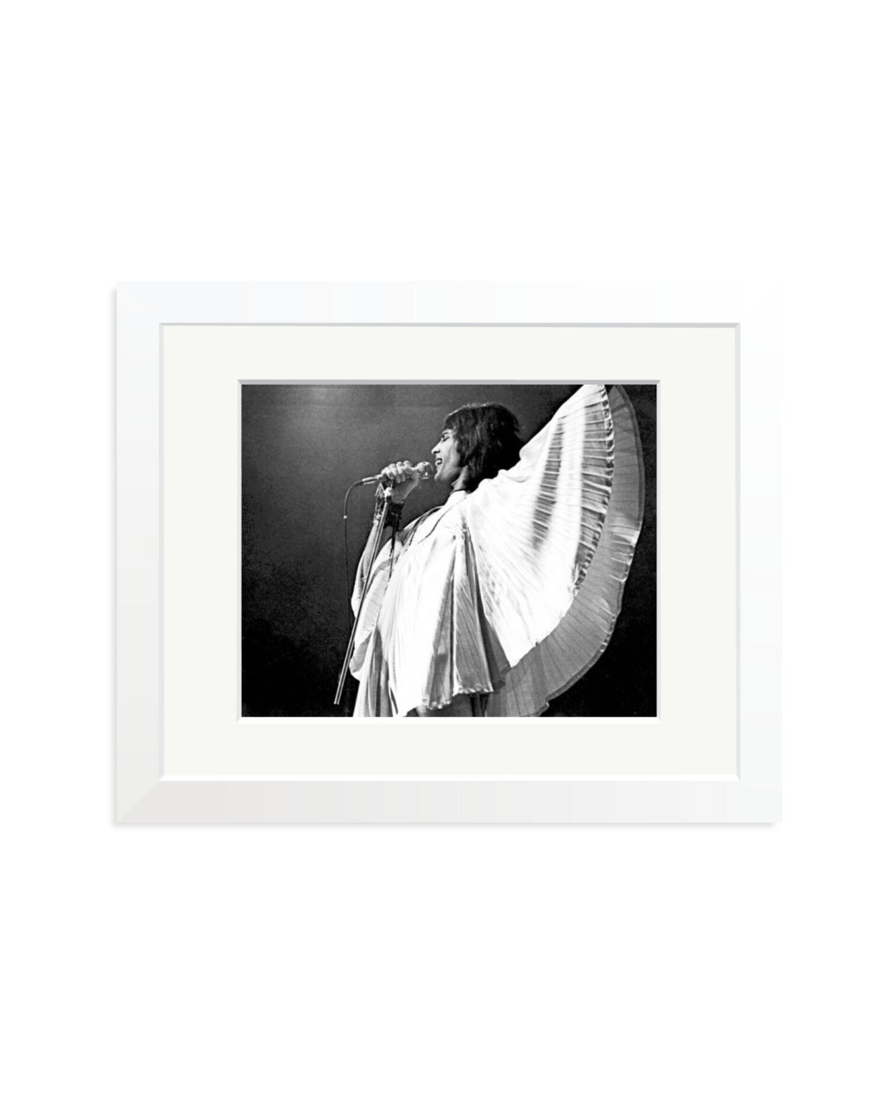 Freddie Mercury 1975 White / Small