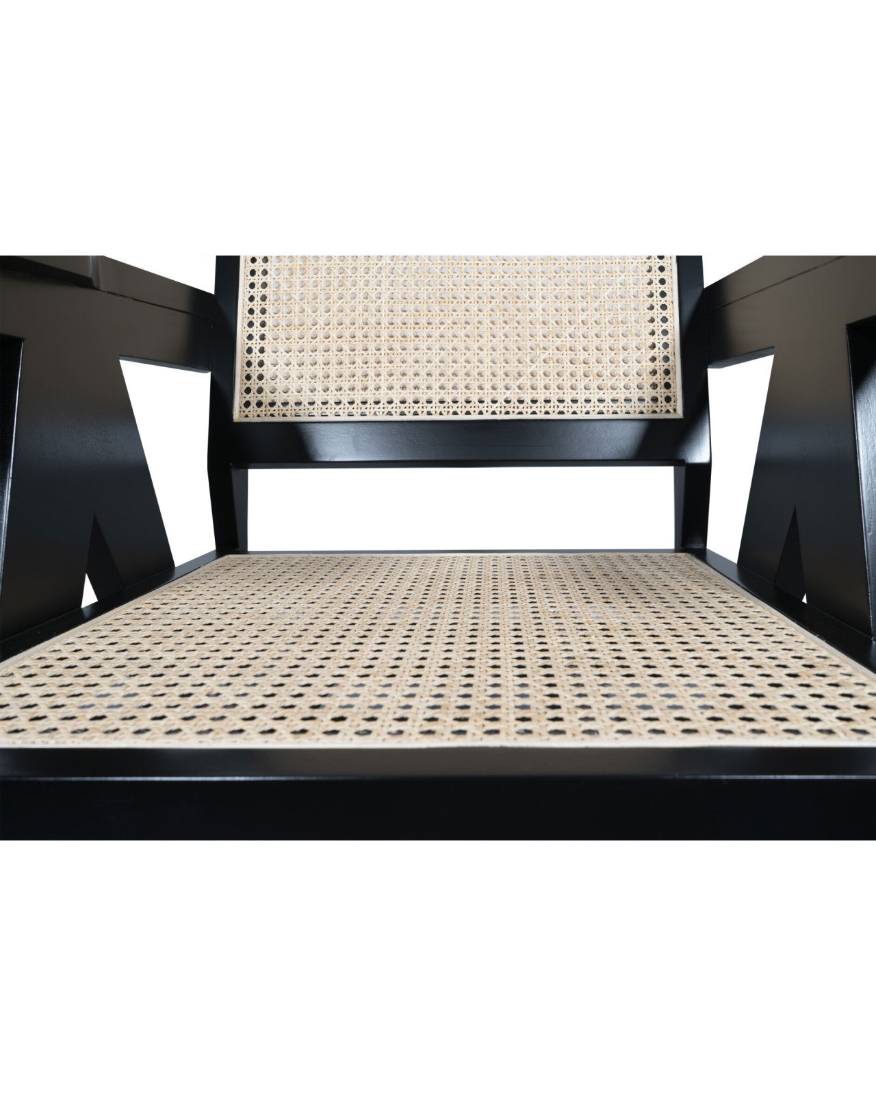 Mid-Century armleunstoel zwart