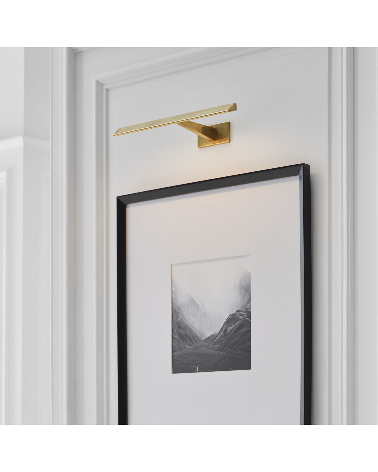 Petrel 18" Picture Light Antique Brass