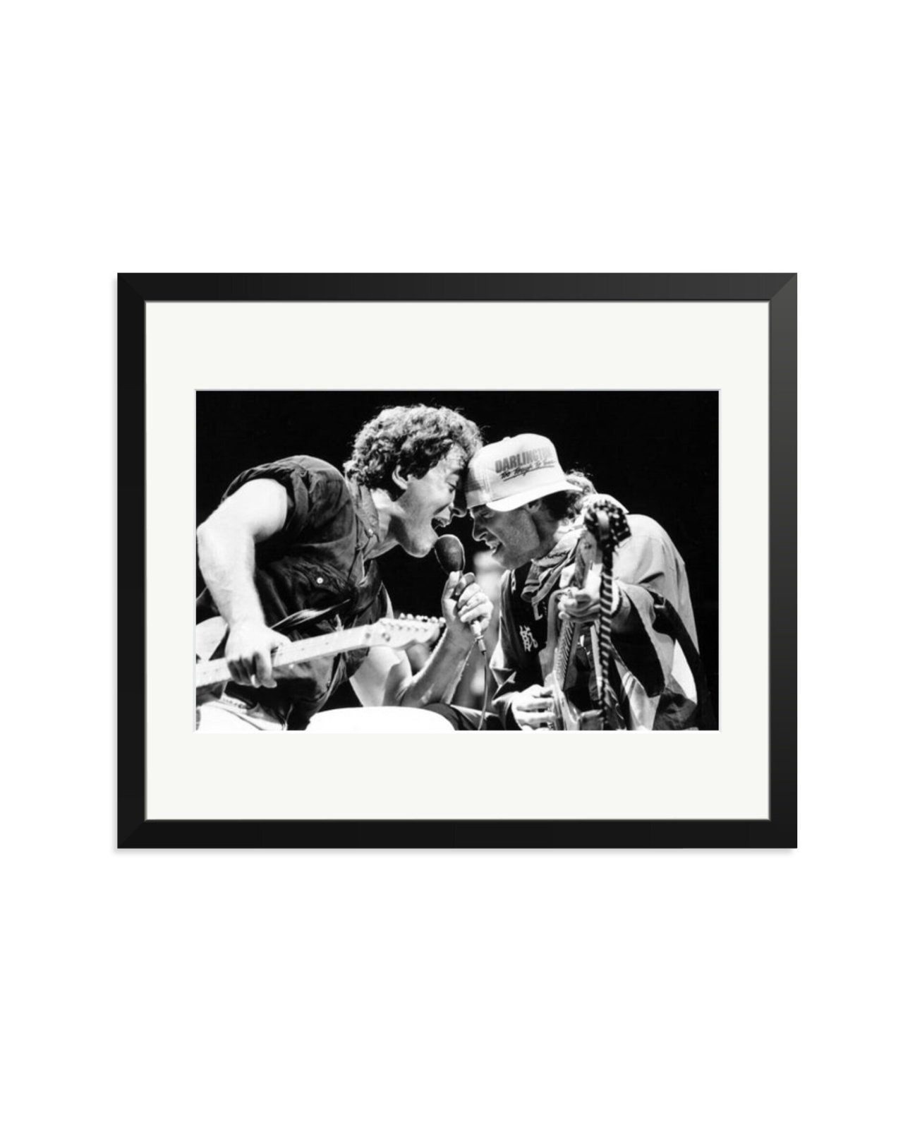 Bruce Springsteen Performs Black / Large