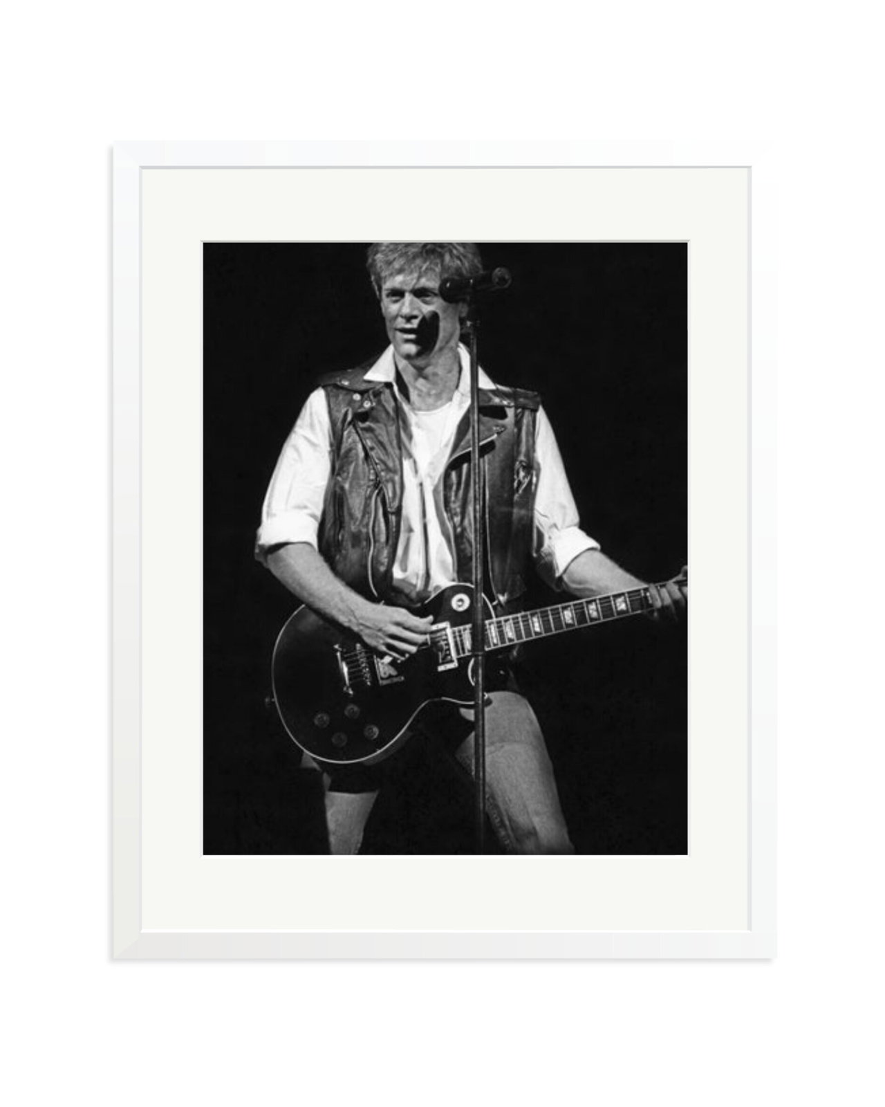 Bryan Adams in Cleveland White / XL