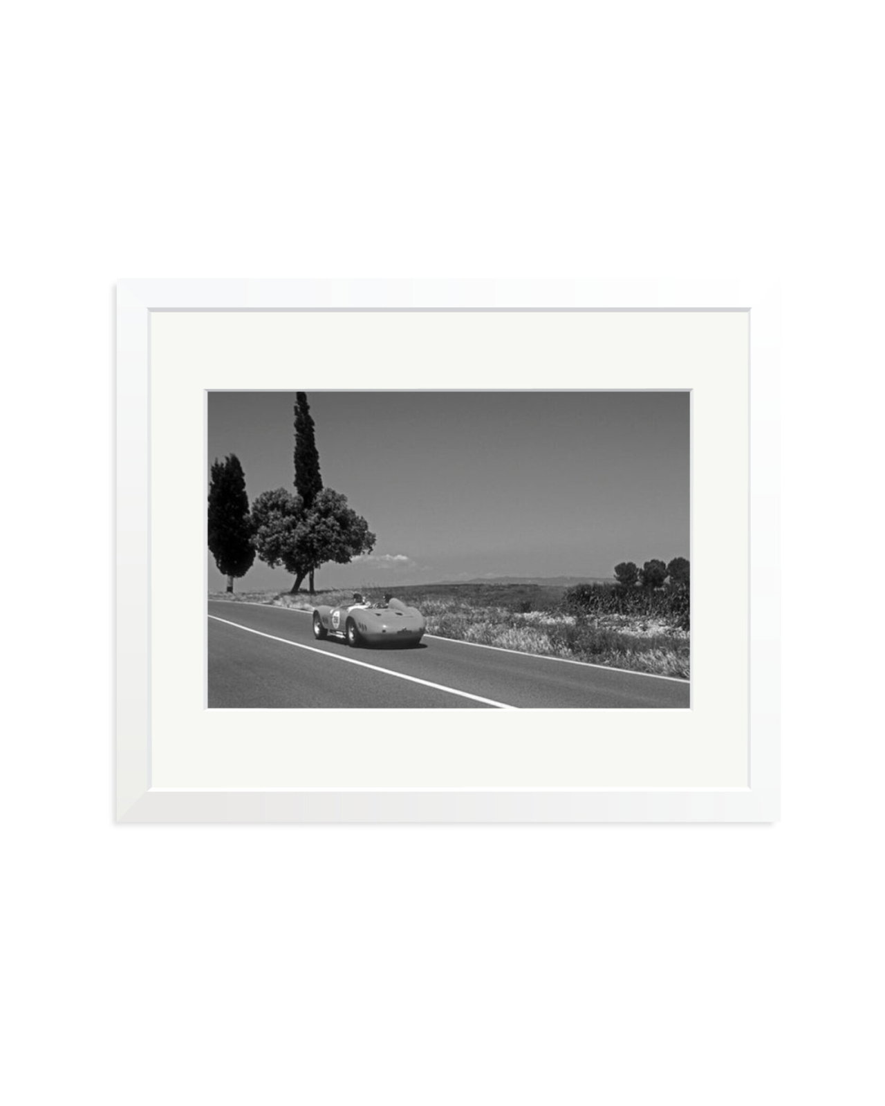 Maserati 300S in Italy White / Medium
