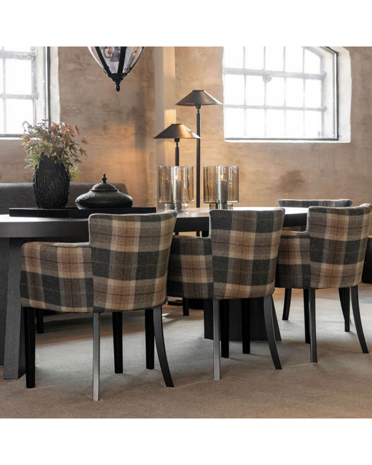 Ashley nojatuoli alistair ruudullinen ruskea