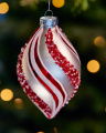 Isabella Bauble White/Red