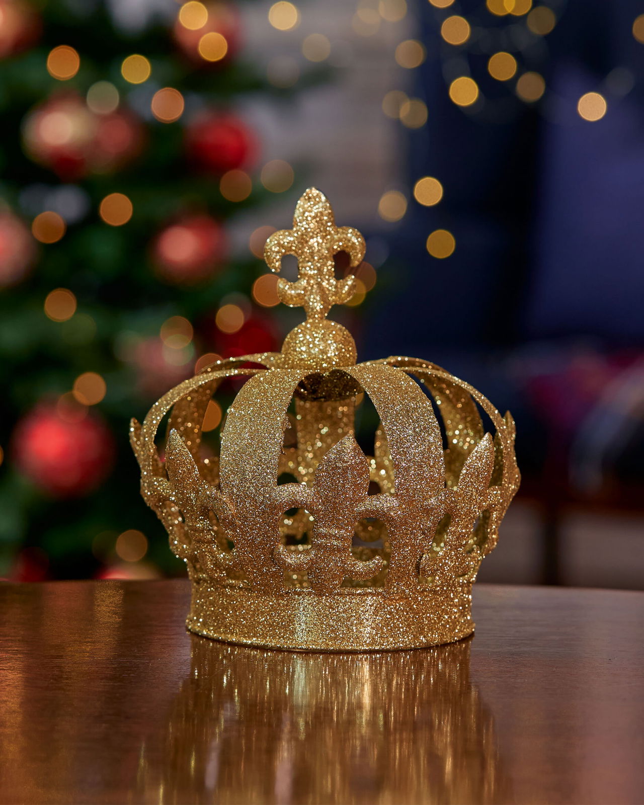 Regina Crown Christmas Decoration Champagne