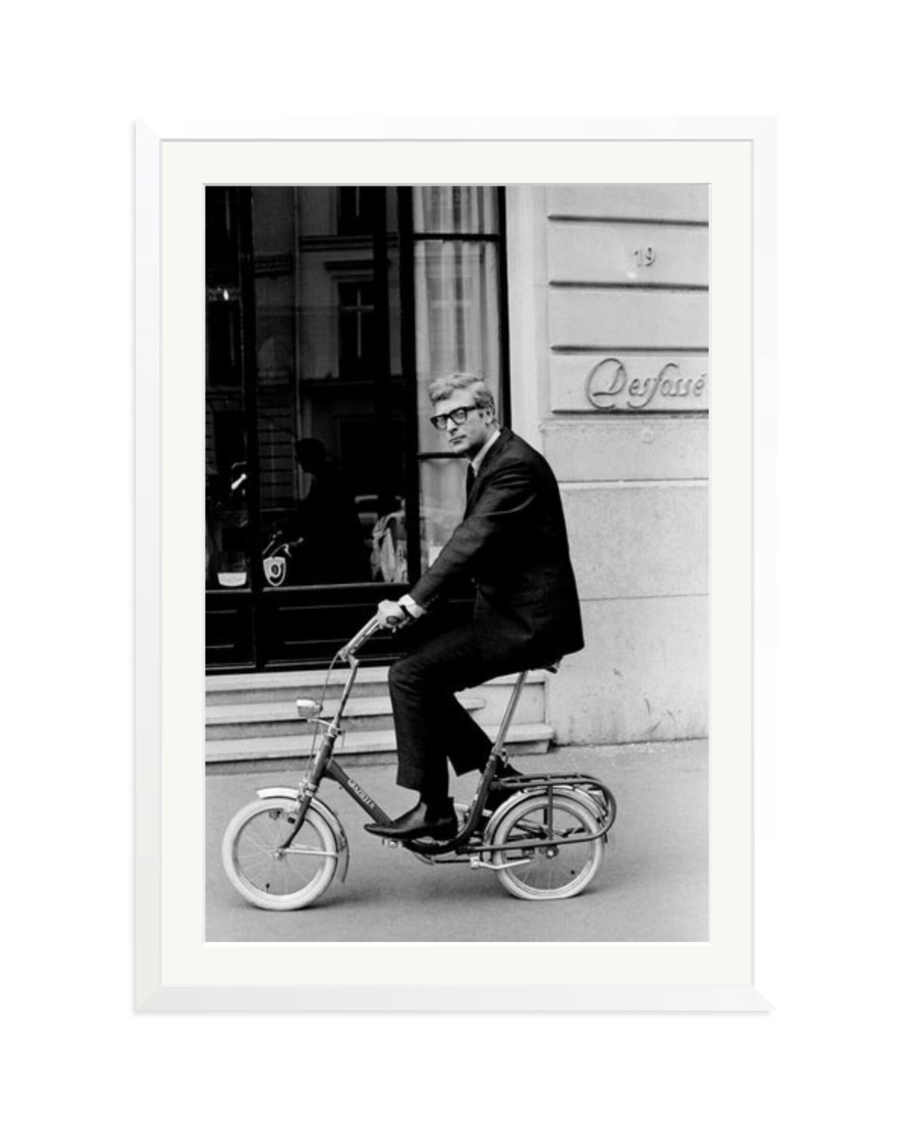 Michael Caine on His Bike White / XXL