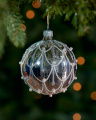 Lux Viola Weihnachtskugel silber 8cm